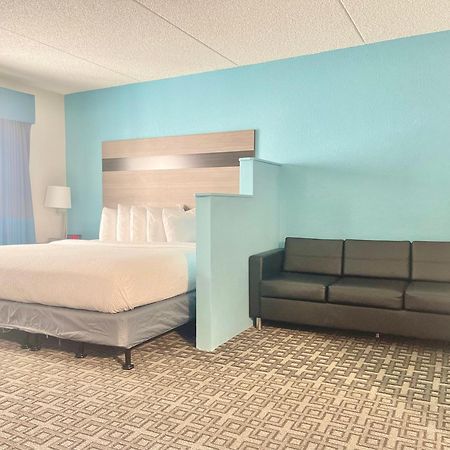 Days Inn & Suites By Wyndham Spokane Exterior foto