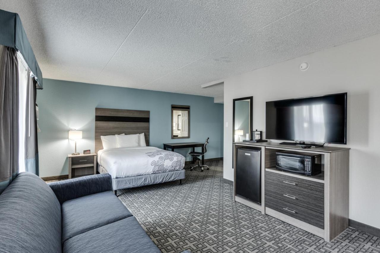 Days Inn & Suites By Wyndham Spokane Exterior foto